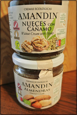 pasta orzechowa, wegańska pasta orzechowa, wegańska pasta, wegańskie słodycze, wegańskie słodkości, fit pasta orzechowa, fit krem, fit krem do kanapek, pasta migdałowa, krem bez nabiału, krem orzechowy bez nabiału, 