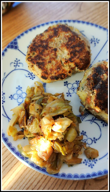 kotlety ziemniaczane, przepis na kotlety ziemniaczane, kotlety kalafiorowe, kotlety ziemniaczane z kalafiorem, kotlety z kalafiora, kotlety z ziemniaka i kalafiora,