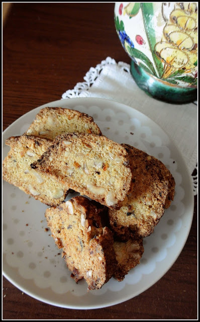 ciastka cantuccini, cantuccini przepis, cantuccini bez glutenu, włoskie ciasteczka, ciastka bez cukru,