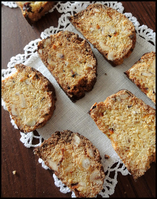 włoskie ciastka z migdałami, sucharki, sucharki bez glutenu, przepisy bez glutenu, ciastka bez cukru, ciastka bez glutenu, ciastka bezglutenowe,