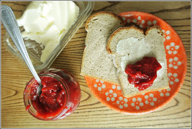 dżem truskawkowy na agarze, dżem z agarem, dżem truskawkowy domowy, dżem domowy, domowe przetwory, prosty dżem truskawkowy,