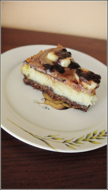 tarta kokosowa, tarta karmelowo-kokosowa, krem na bazie ryżu, wegańska tarta bez pieczenia, tarta kokosowa bez pieczenia, wegańskie fit wypieki, fit wypieki, 