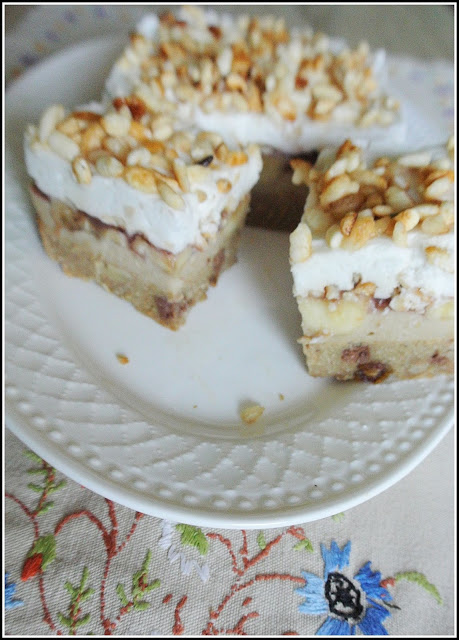 ciasto z chrupką, ryż preparowany, ciasto z ryżem preparowanym, krem budyniowy, ciasto z kremem budyniowym, dietetyczne wypieki, dietetyczne ciasta, blog z fit przepisami, dietetyczne porady, blog o zdrowym stylu życia,