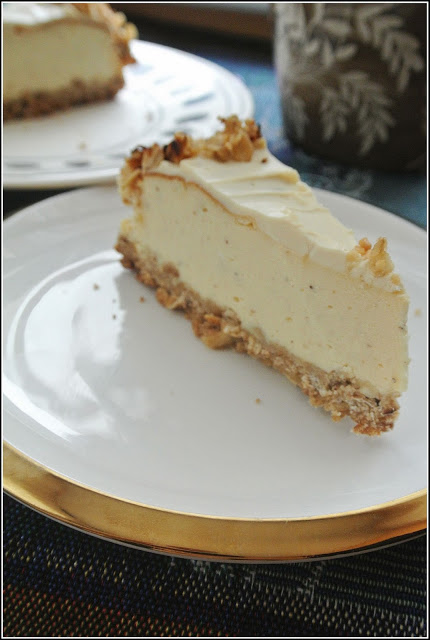 najlepszy przepis na sernik, sernik z maslem, wilgotny sernik, prosty sernik z efektem, efektowny sernik, tort serowy z chrupką, ciasto z chrupką, owsiane platki,