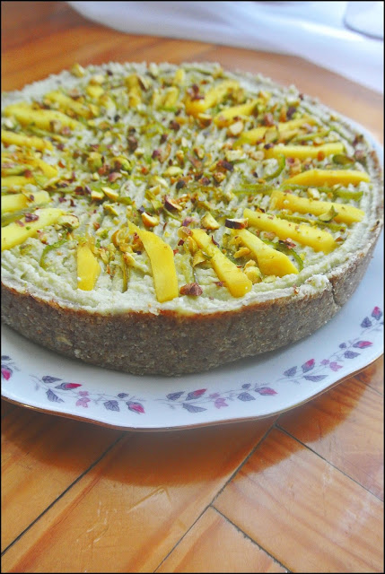 przepyszna wegańska tarta, tarta bez nabiału, tarta limonkowa, wegańska tarta limonkowa, tarta z awokado, fit ciasto, fit tarta, fit wypieki, ciasta bez cukru, ciasto low carb, ciasto paleo, wypieki low carb, wypieki paleo,