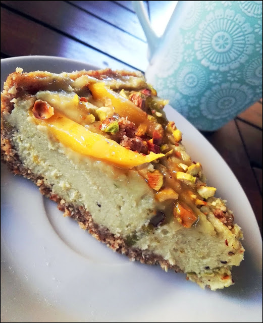 sernik wegański, wegańska tarta, tarta limonkowa przepis, wegańskie ciasta, wegańskie wypieki, wegańska kuchnia, witariańskie ciasto, ciasto bez pieczenia, najlepsza tarta limonkowa