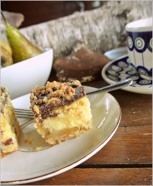 ciasto z gruszkami i kremem, zdrowe ciasto kruche z czekoladą, zdrowe wypieki, ciasto z gruszkami przepis,