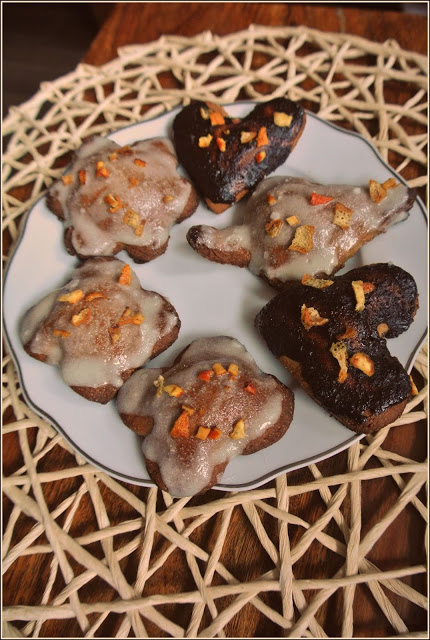 pierniki bezglutenowe, pierniki bez glutenu, zdrowe pierniki bez białego cukru, miękkie pierniczki nadziewane, pierniki nadziewane,