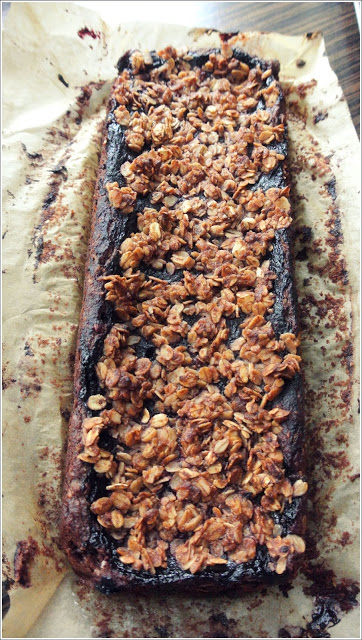 brownies na bazie ciecierzycy, fit brownies, dietetyczne i wilgotne brownies, brownies bez cukru, brownies low carb, orzechy włoskie przepisy , ciasto z orzechami włoskimi,