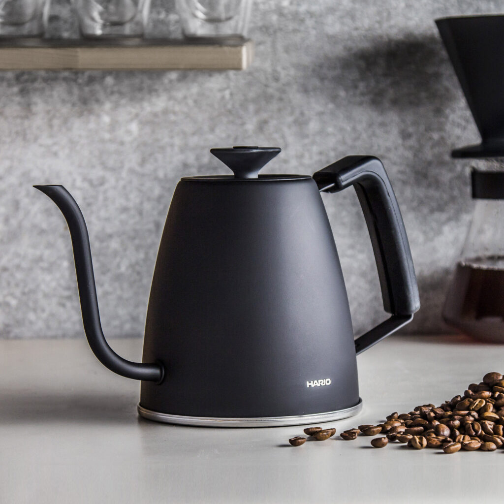 designerski czajnik, czajnik na prezent, pomysł na prezent, foodie, prezent dla kucharki, prezent dla osoby kochającej gotować, piękne dodatki do kuchni, , piękny czajnik, czajnik do herbaty